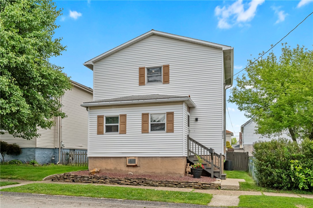 421 Sewickley St