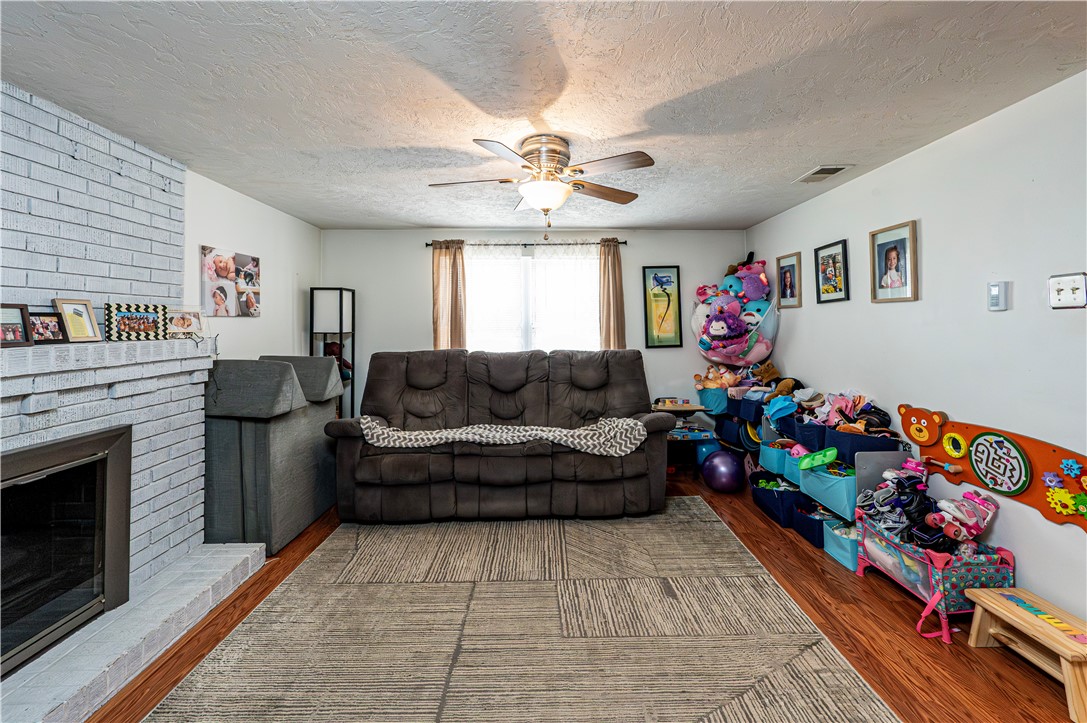 765 Robbins Station Rd