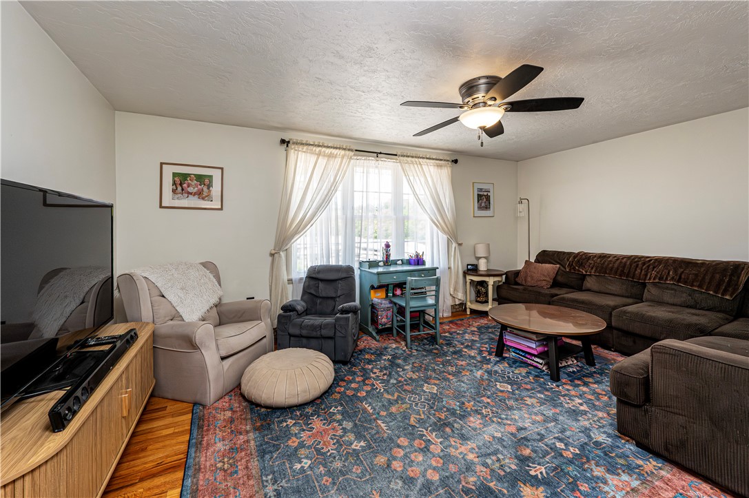 765 Robbins Station Rd