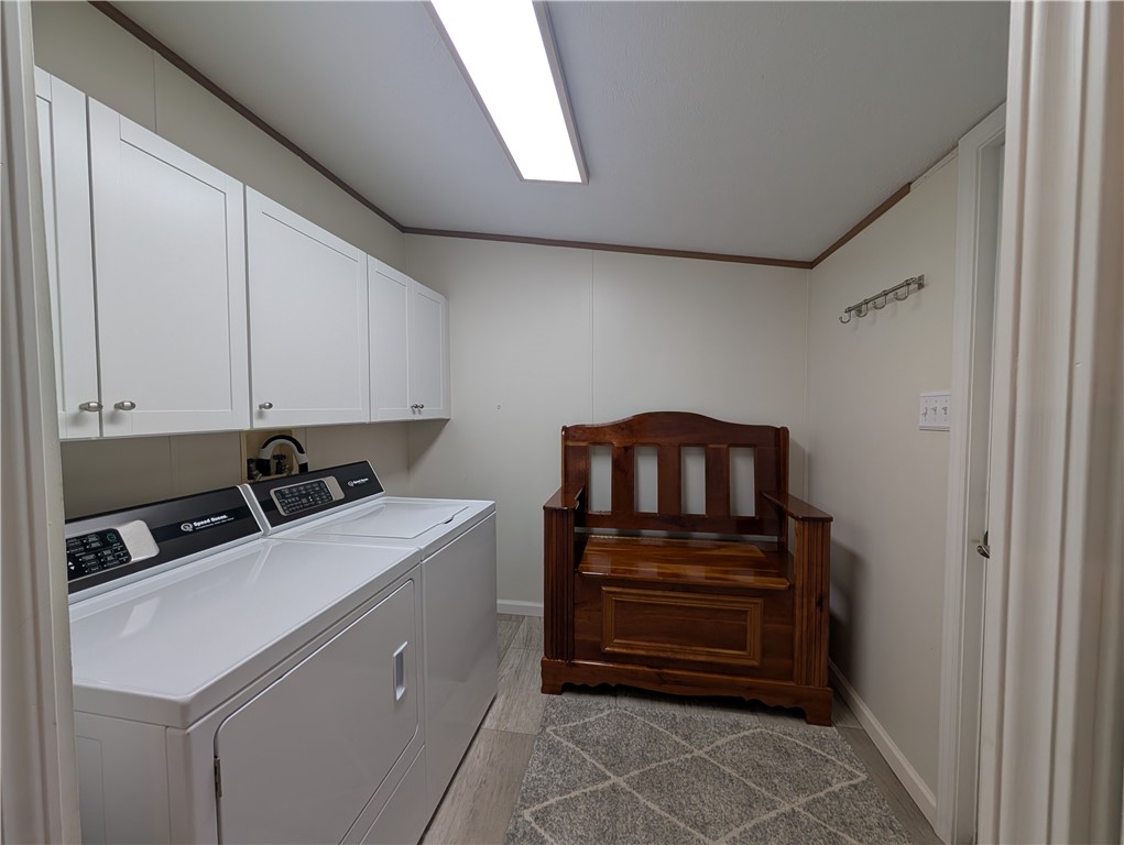 19 Thompson St