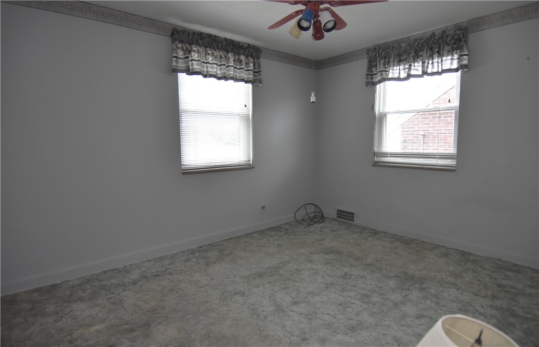 4132 Davis Ave