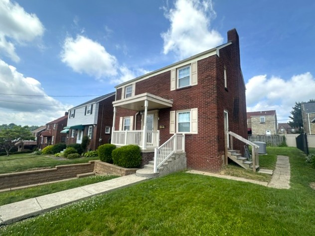 4132 Davis Ave