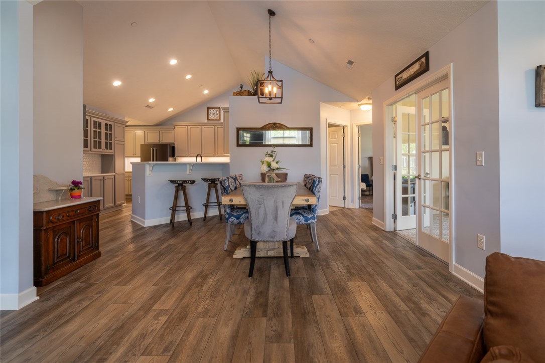 202 Spring Valley Dr.