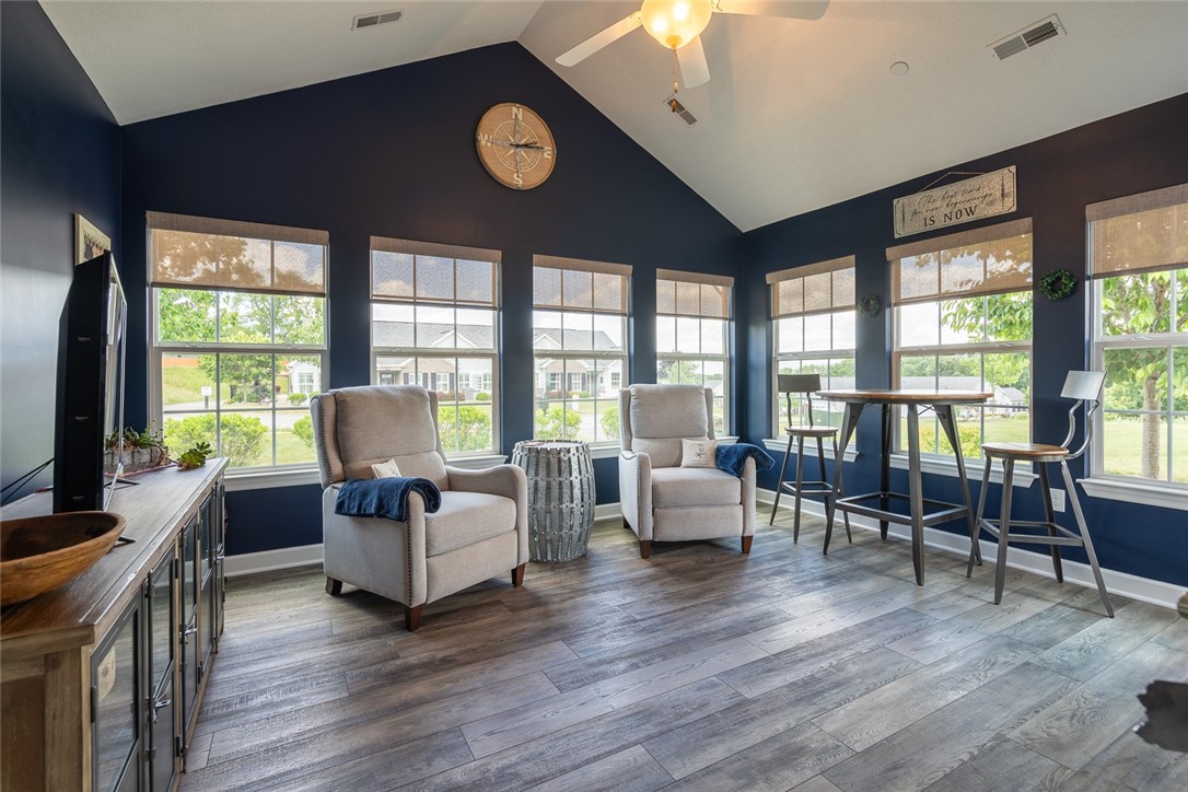 202 Spring Valley Dr.
