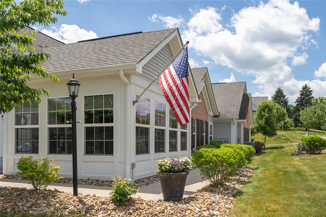 202 Spring Valley Dr.