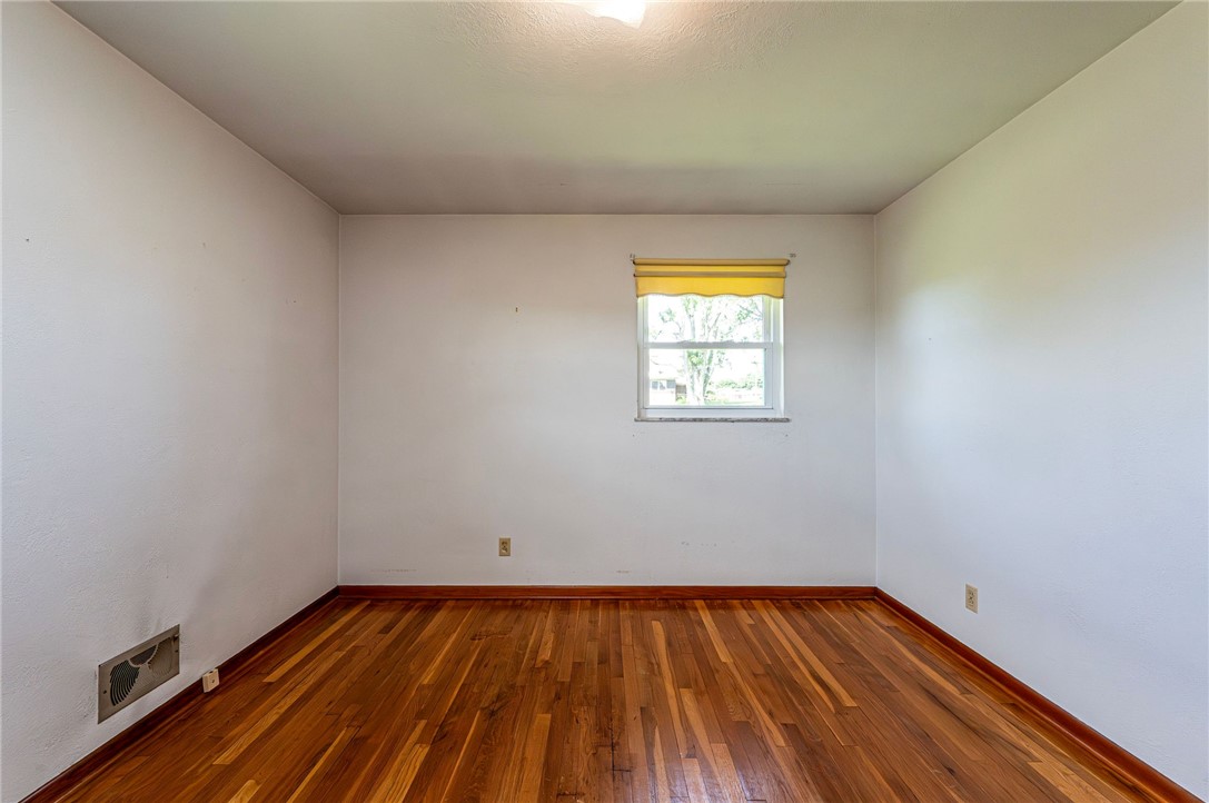 5444 Sunset View Dr