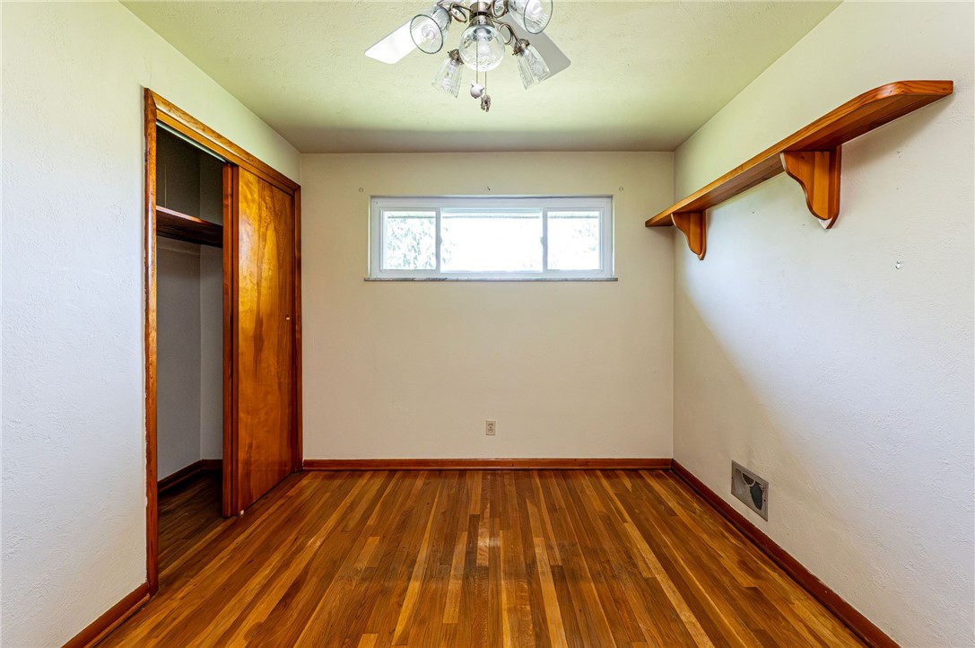 5444 Sunset View Dr