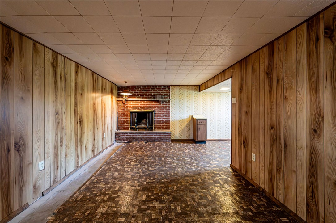 5444 Sunset View Dr