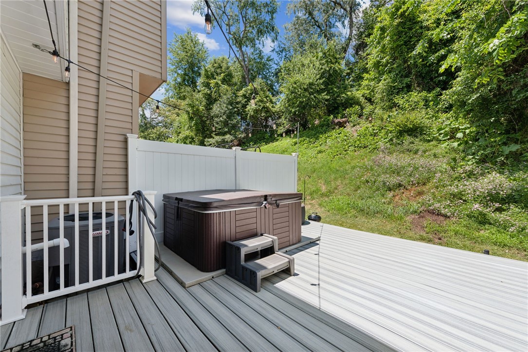 296 Huntingdon Ave
