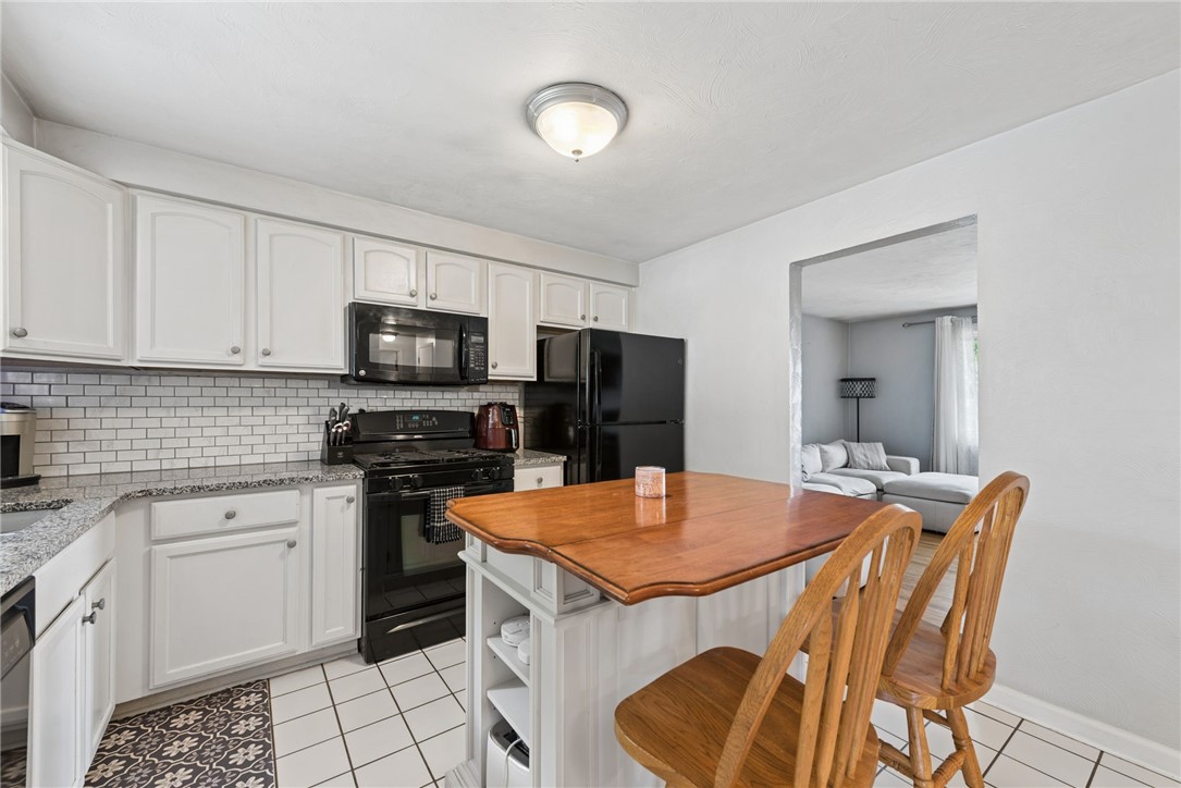 13301 Sylvia Dr