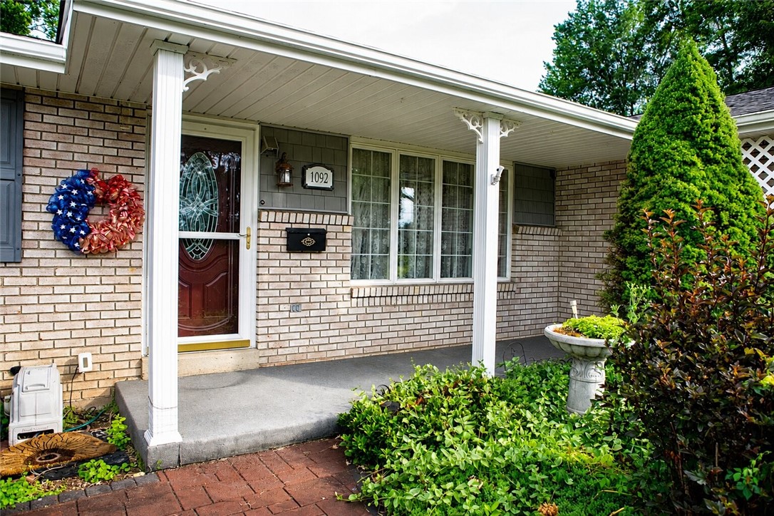 1092 Williams Dr