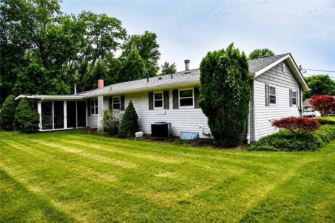 1092 Williams Dr