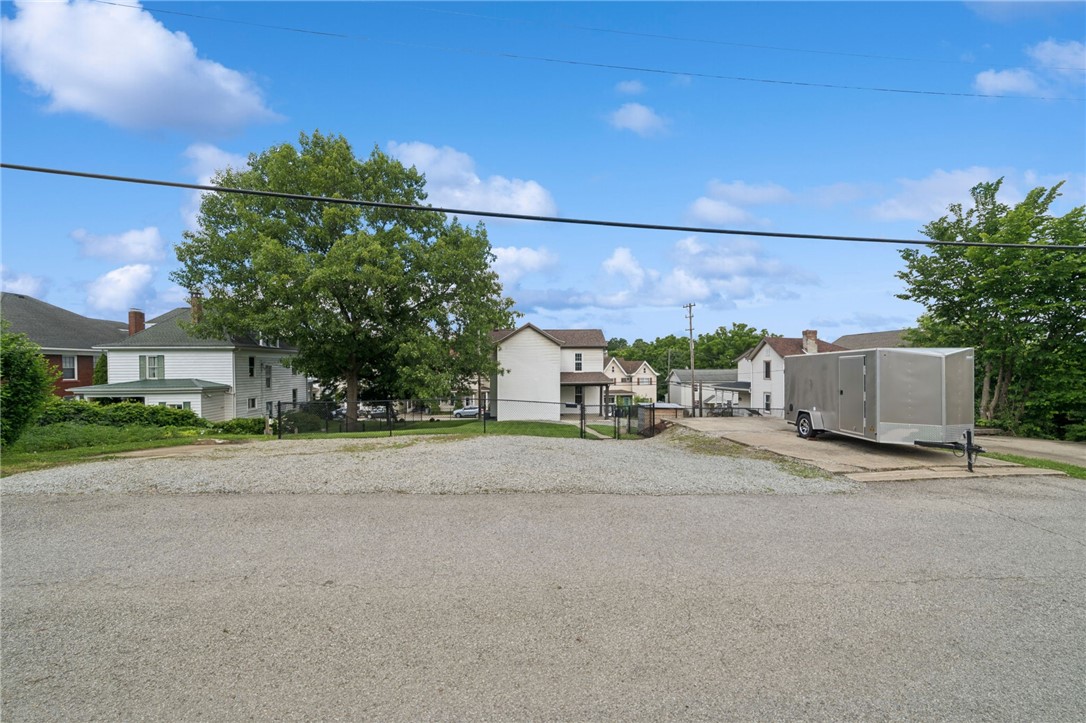 857 Highland Ave