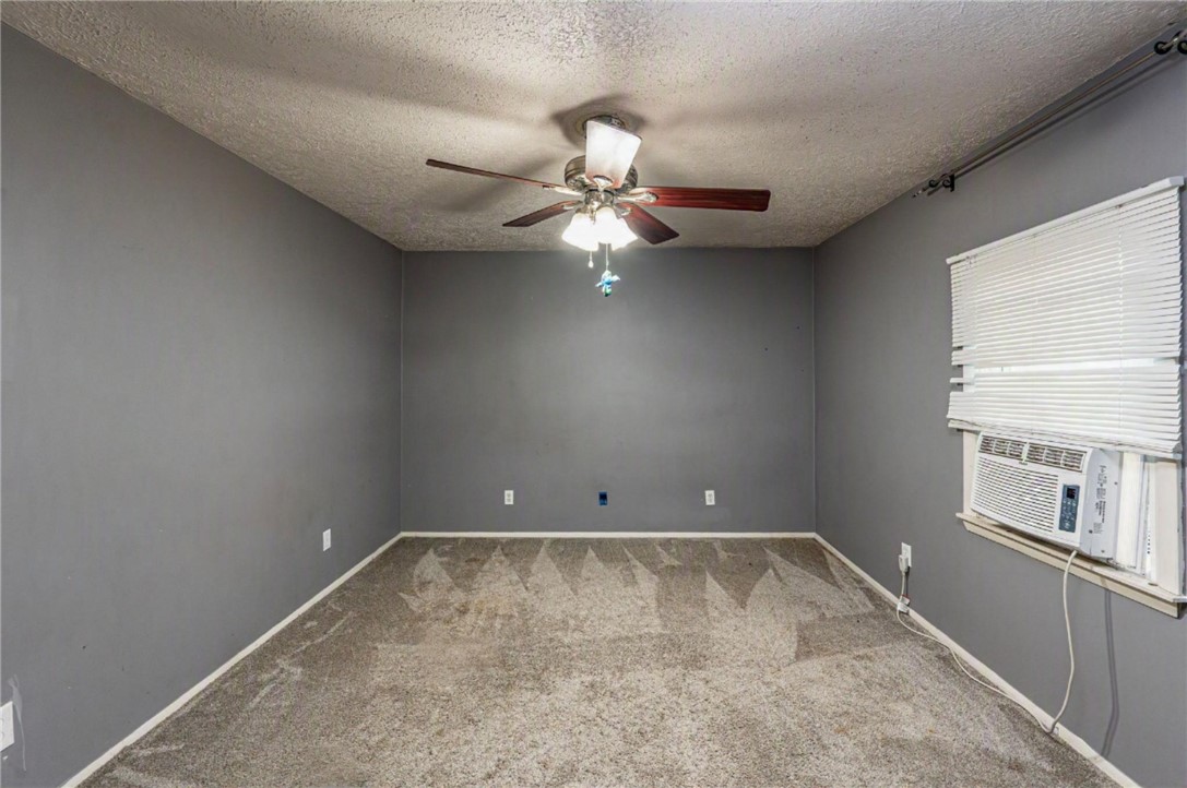 1371 2nd Street