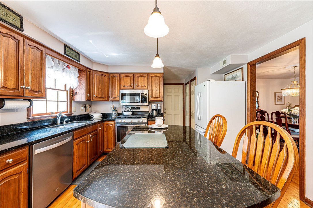 2244 Woodmont Dr