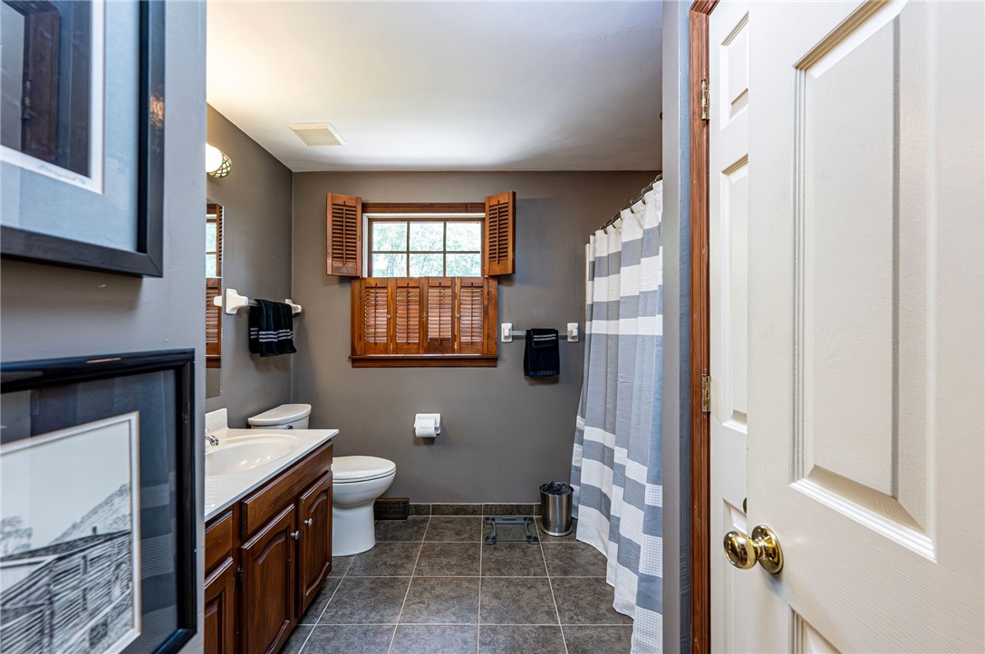 2244 Woodmont Dr