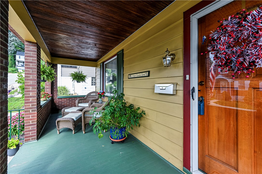 403 Hawthorne Avenue
