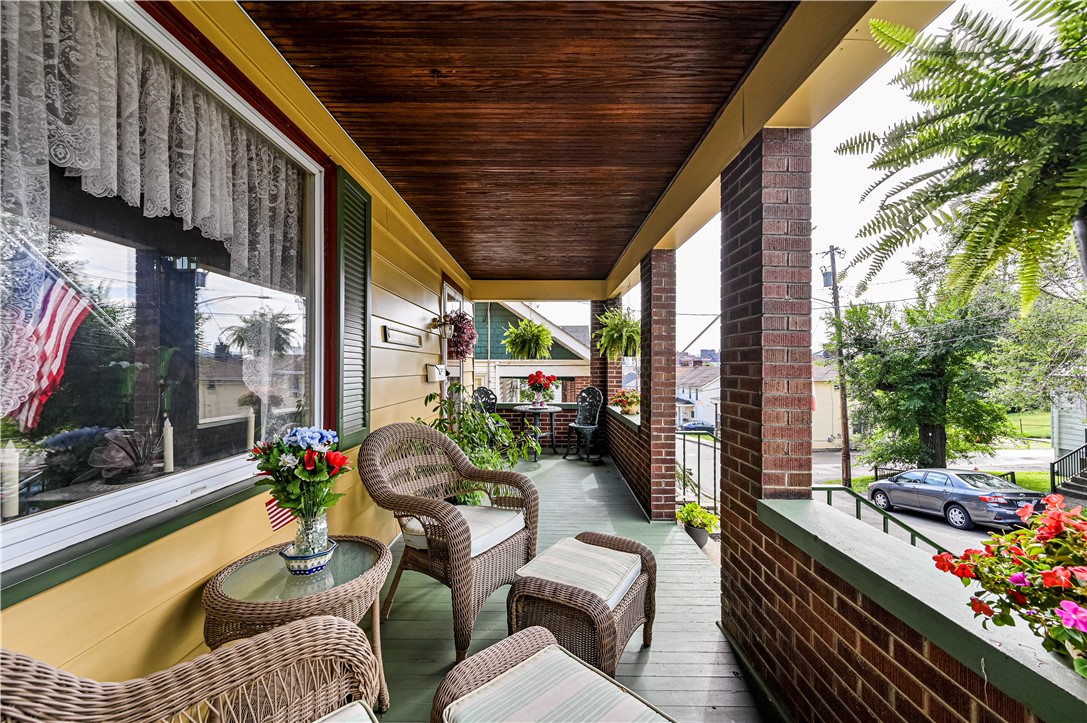 403 Hawthorne Avenue