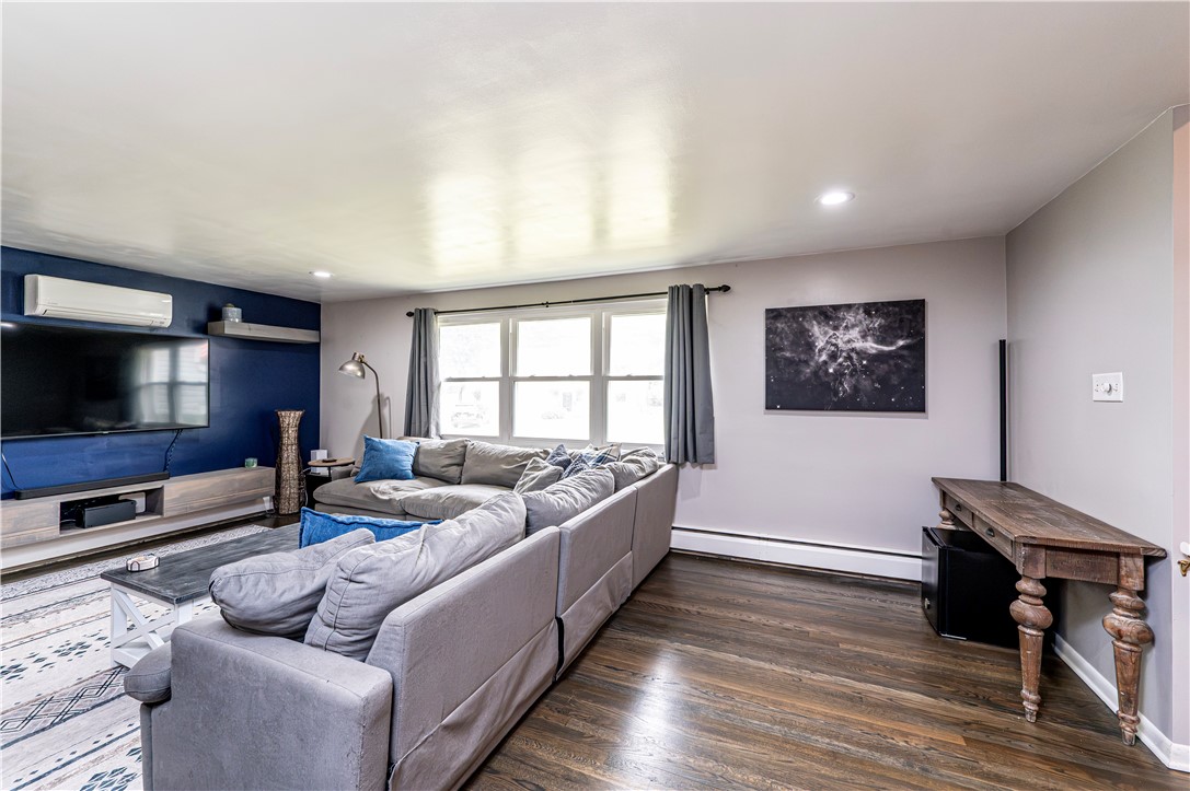 1257 Catalina Dr