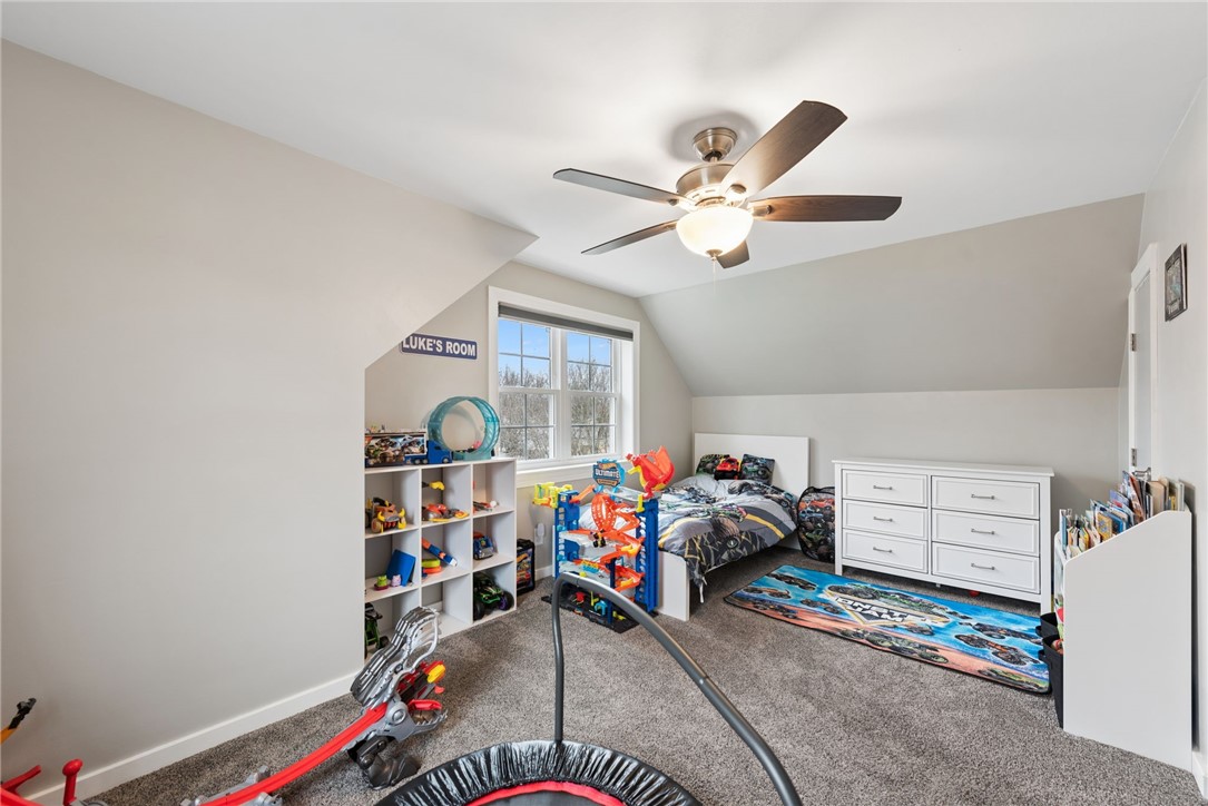 1521 Woodlawn Dr