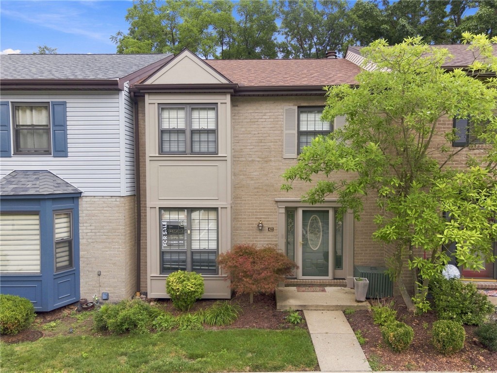 422 Edgetree
