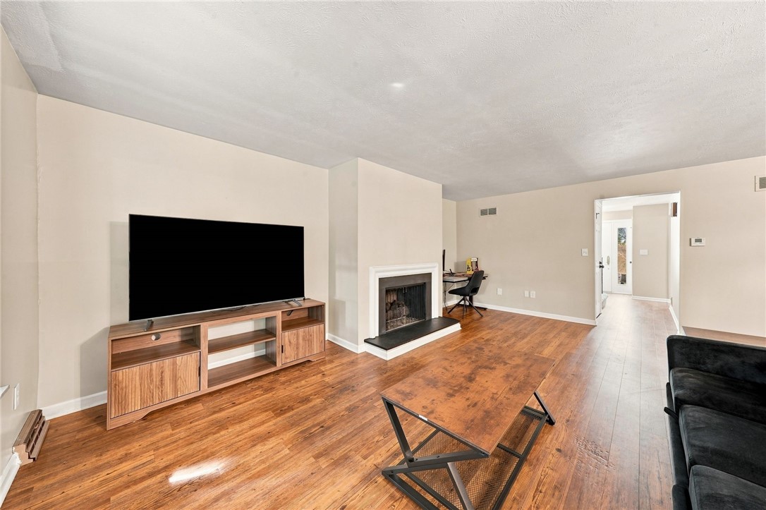 422 Edgetree
