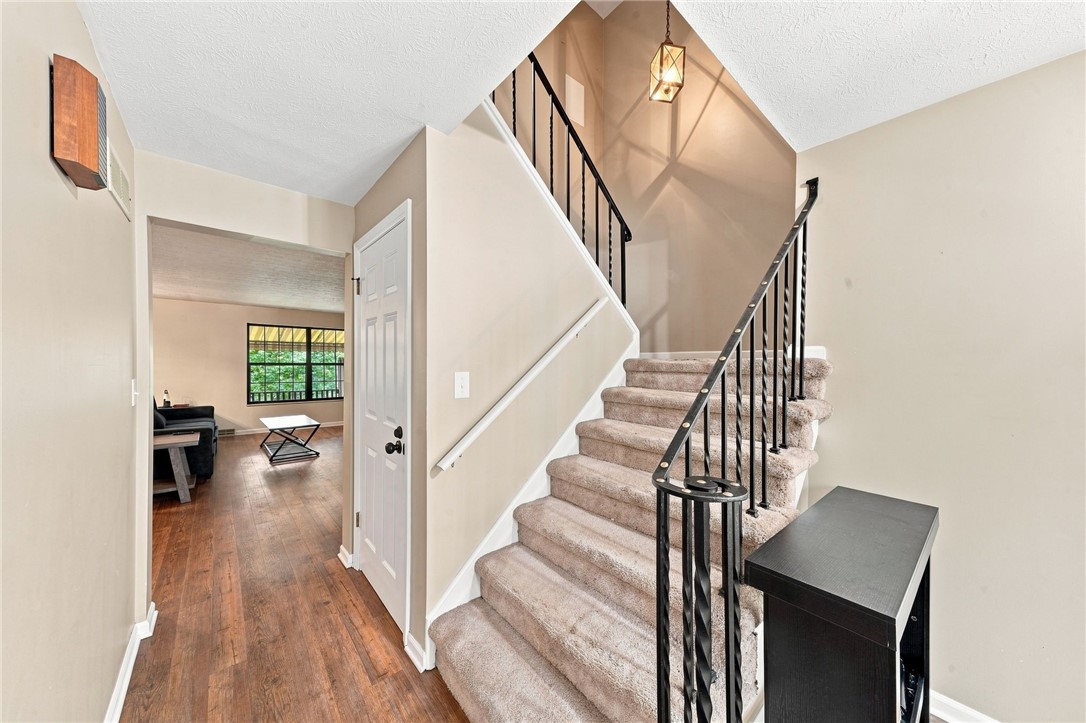 422 Edgetree