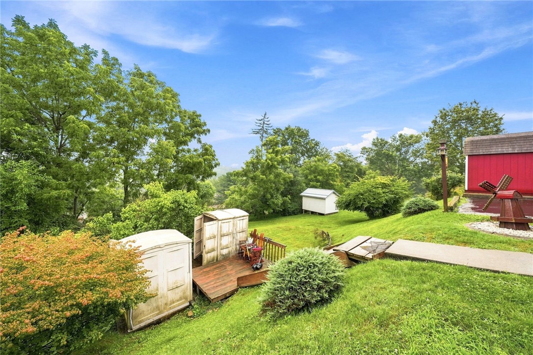 61 Maplewood Ct