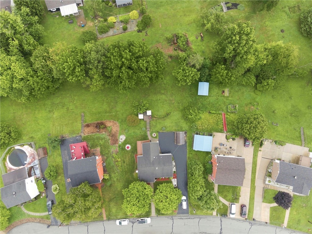 61 Maplewood Ct