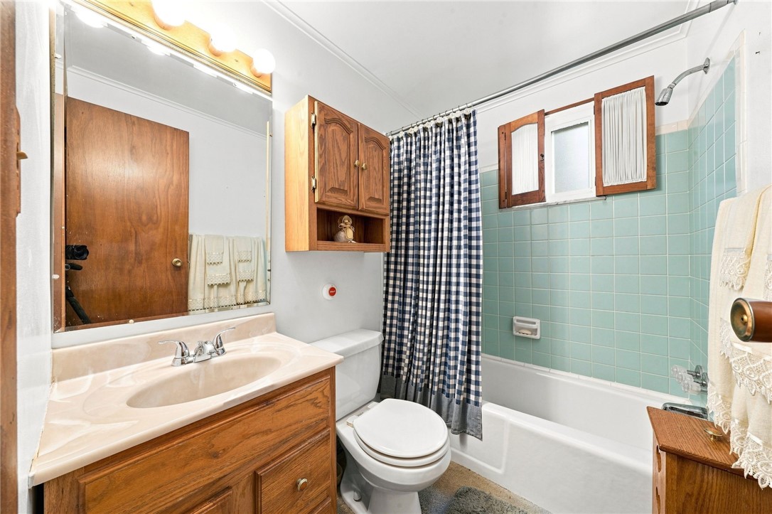 61 Maplewood Ct