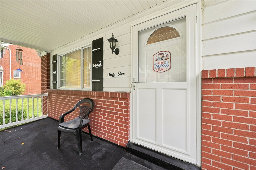 61 Maplewood Ct