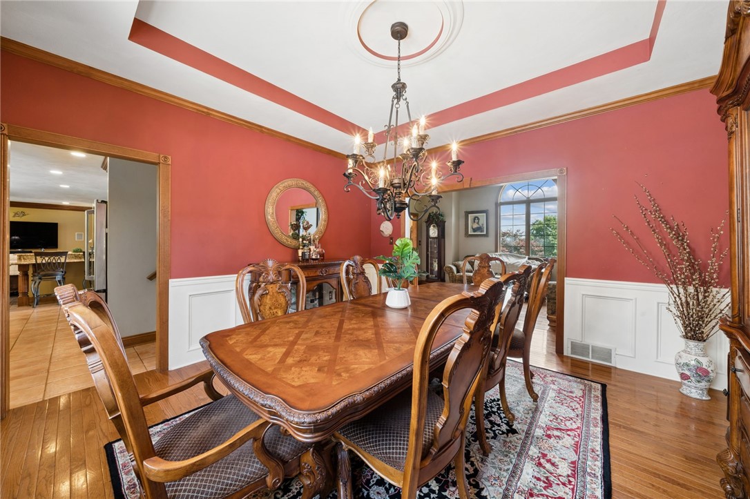 6 Crystol Ct