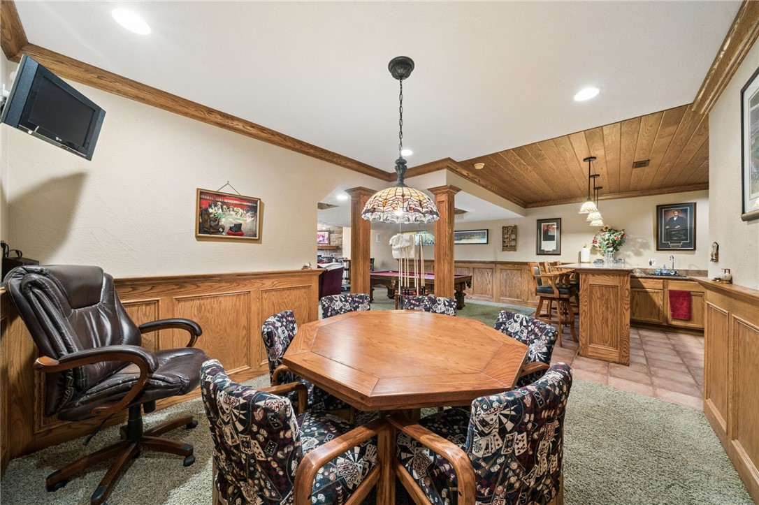 6 Crystol Ct