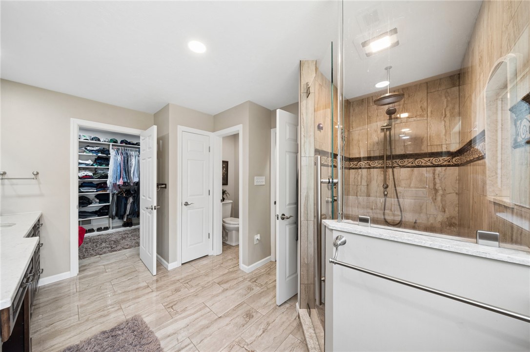 6 Crystol Ct