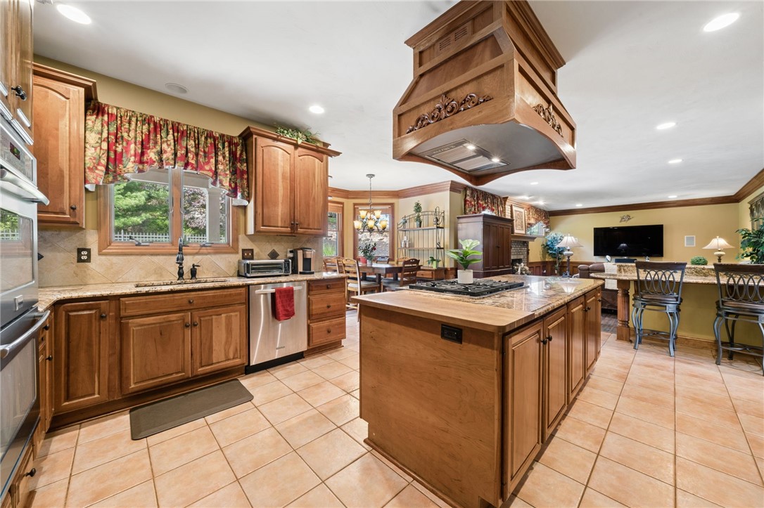 6 Crystol Ct
