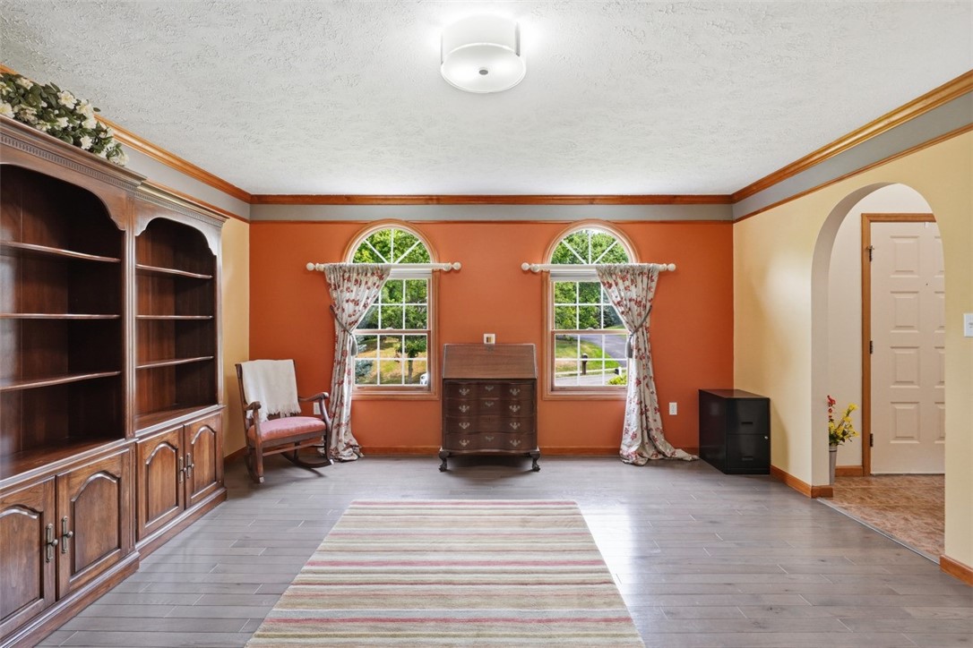 151 Woodbine Dr