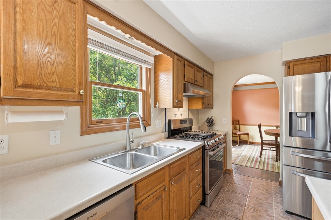 151 Woodbine Dr