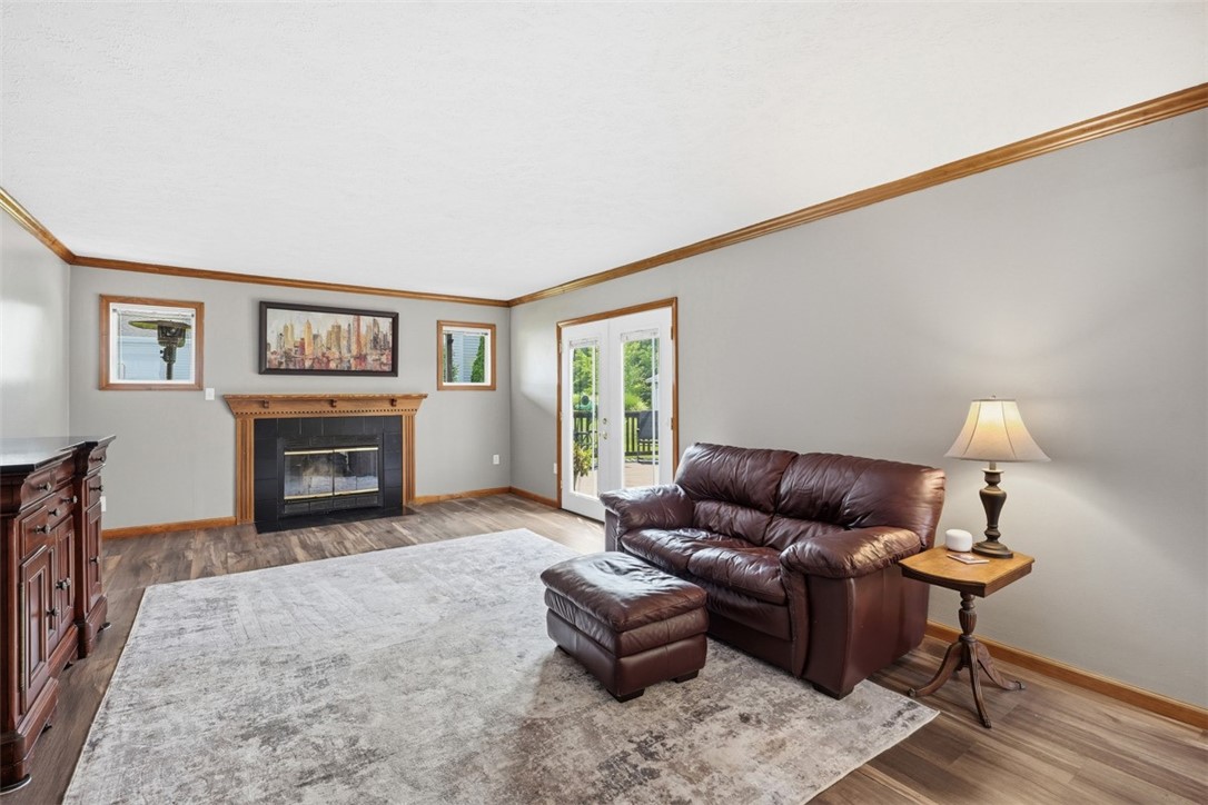 151 Woodbine Dr