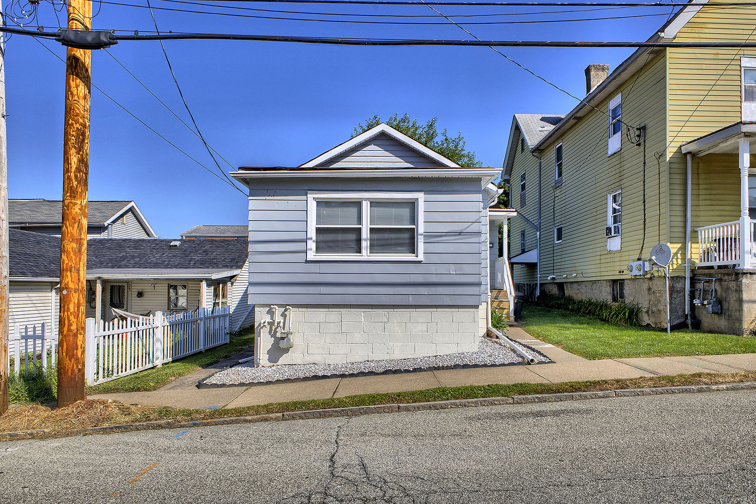 521 Grove STREET