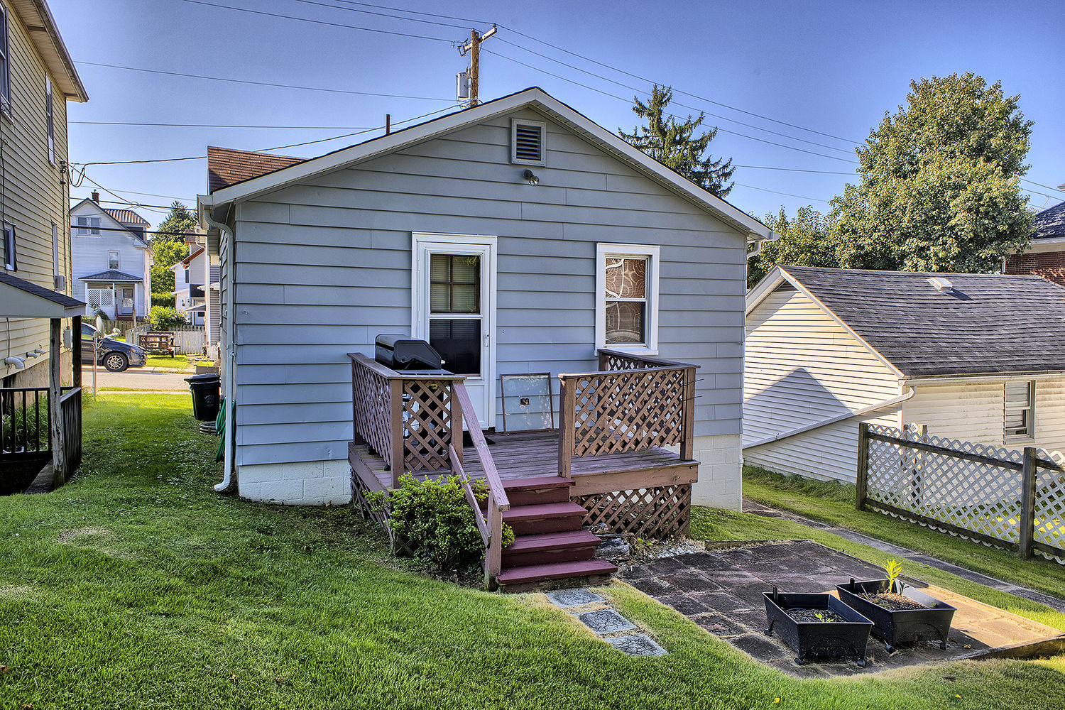 521 Grove STREET