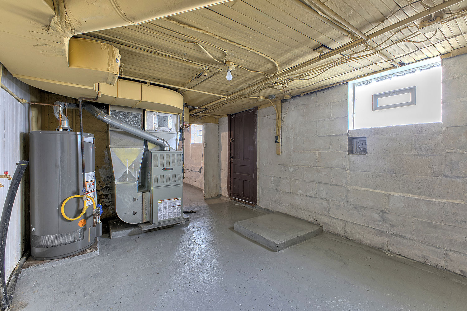 521 Grove STREET