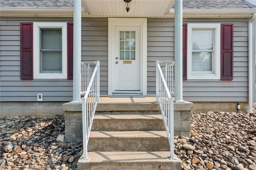 1676 E Laurel Circle