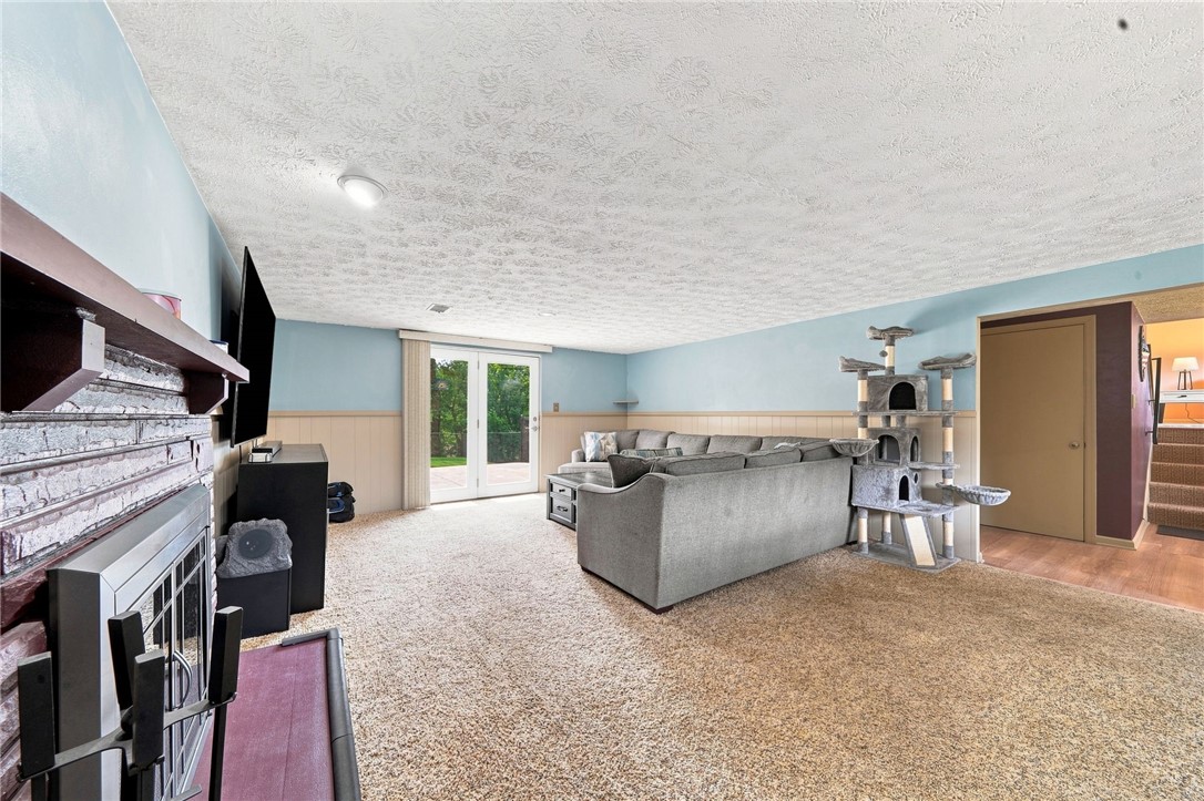 346 Coleman Dr