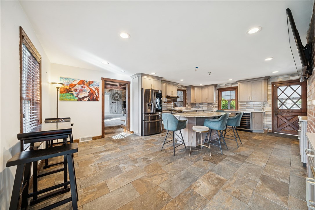 1512 Abers Creek