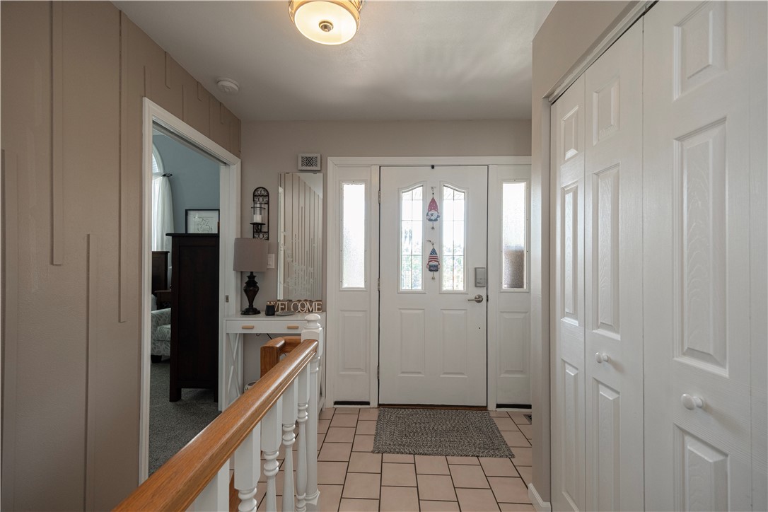 558 Foltz Dr