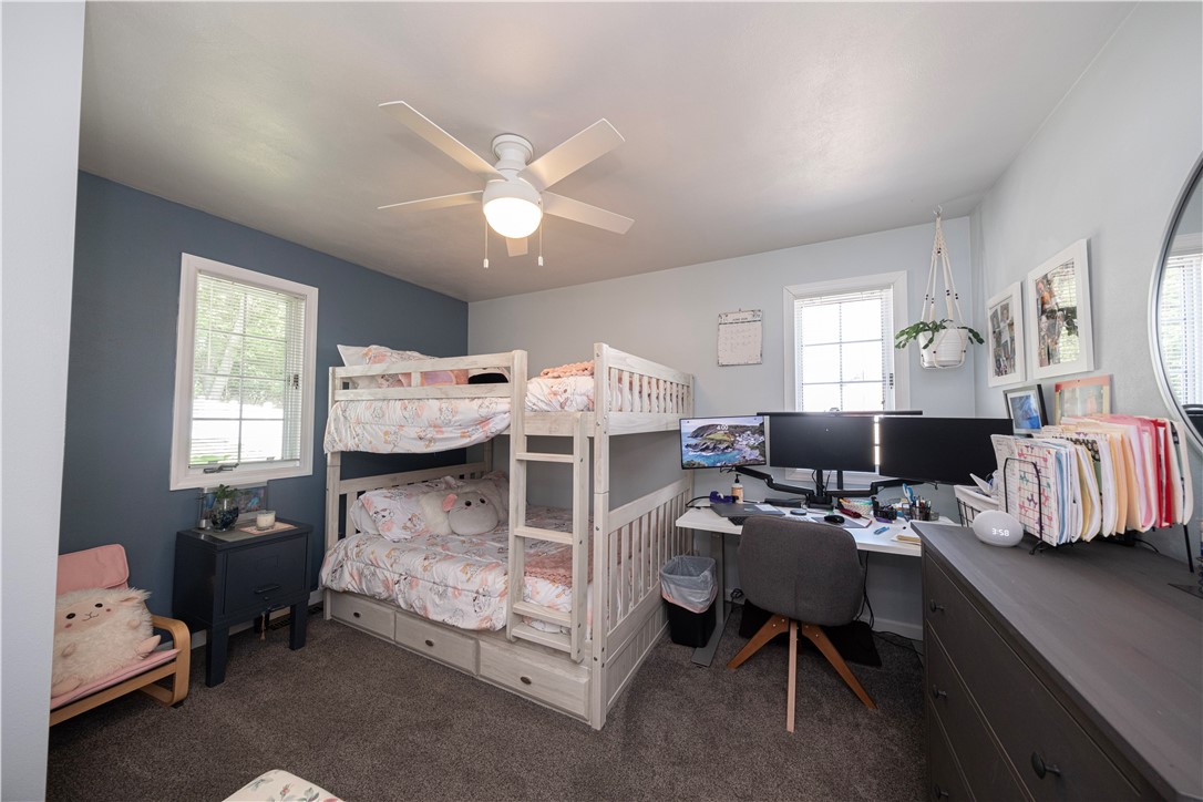 558 Foltz Dr