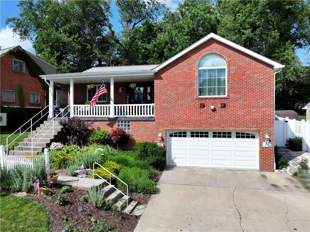 558 Foltz Dr