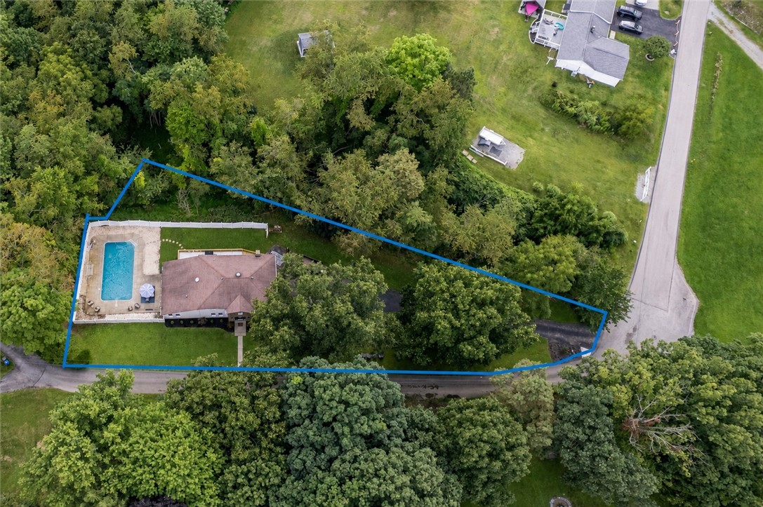 328 Comstock Dr