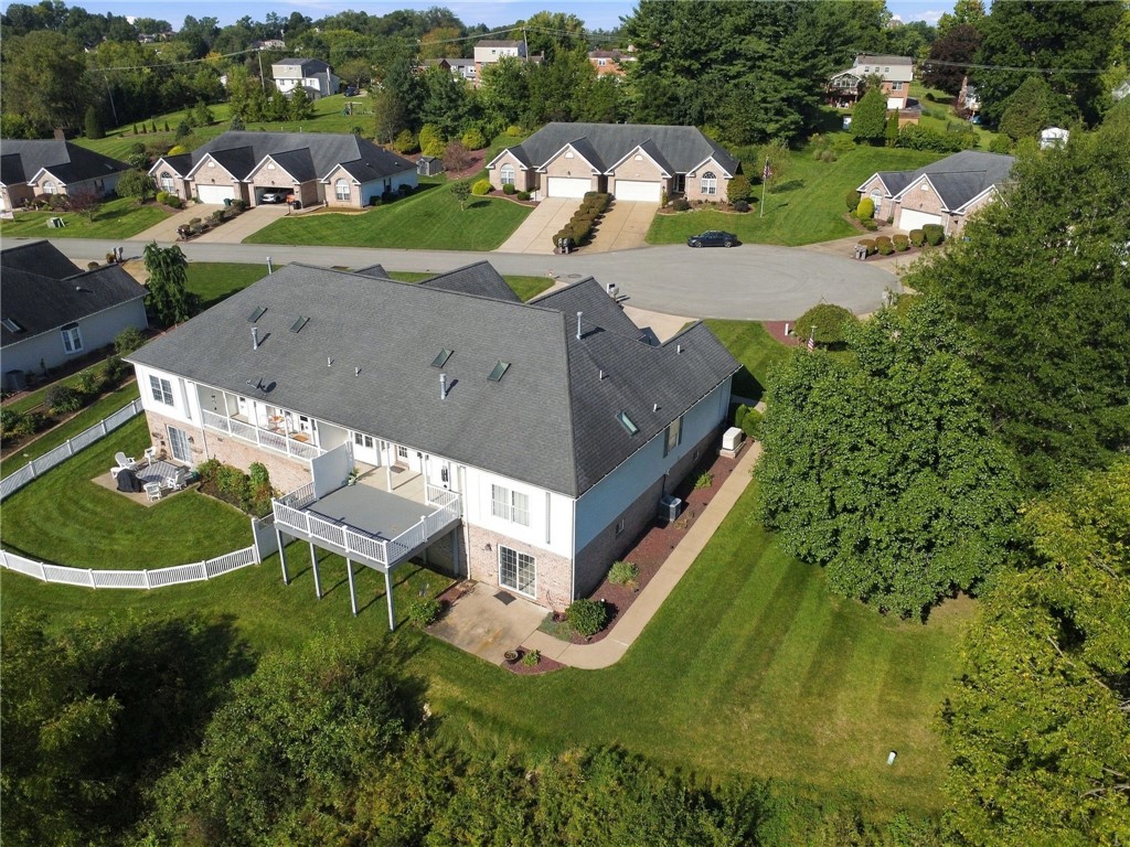 1010 Sunnyfield Ct