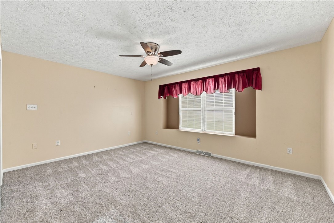 1010 Sunnyfield Ct